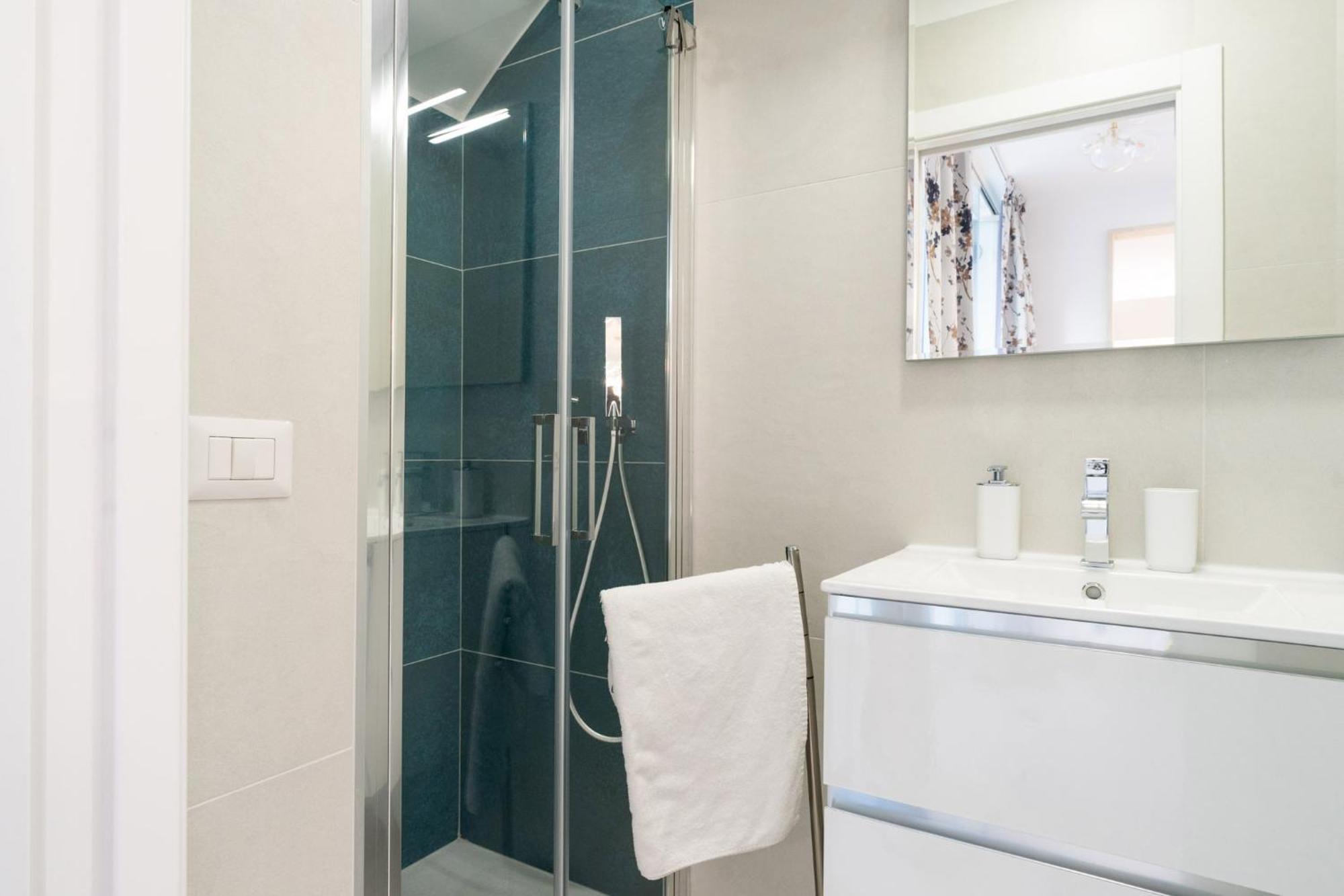 Da Nonno Ciccio 2 Apartment Валенцано Екстериор снимка